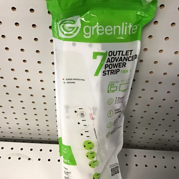 Greenlite 7 Outlet Advanced Power Strip Tier 1 - Picture 3 of 4